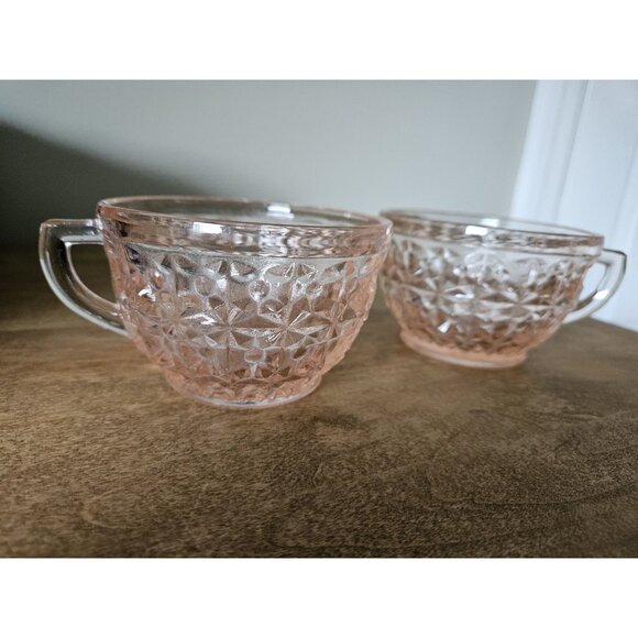 Vintage Pink Jeanette Glass Buttons & Bows Cups Set of 2 - Picture 4 of 8